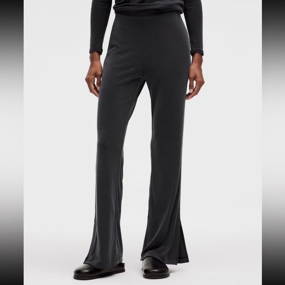 Lululemon Flare Pants Brand New!